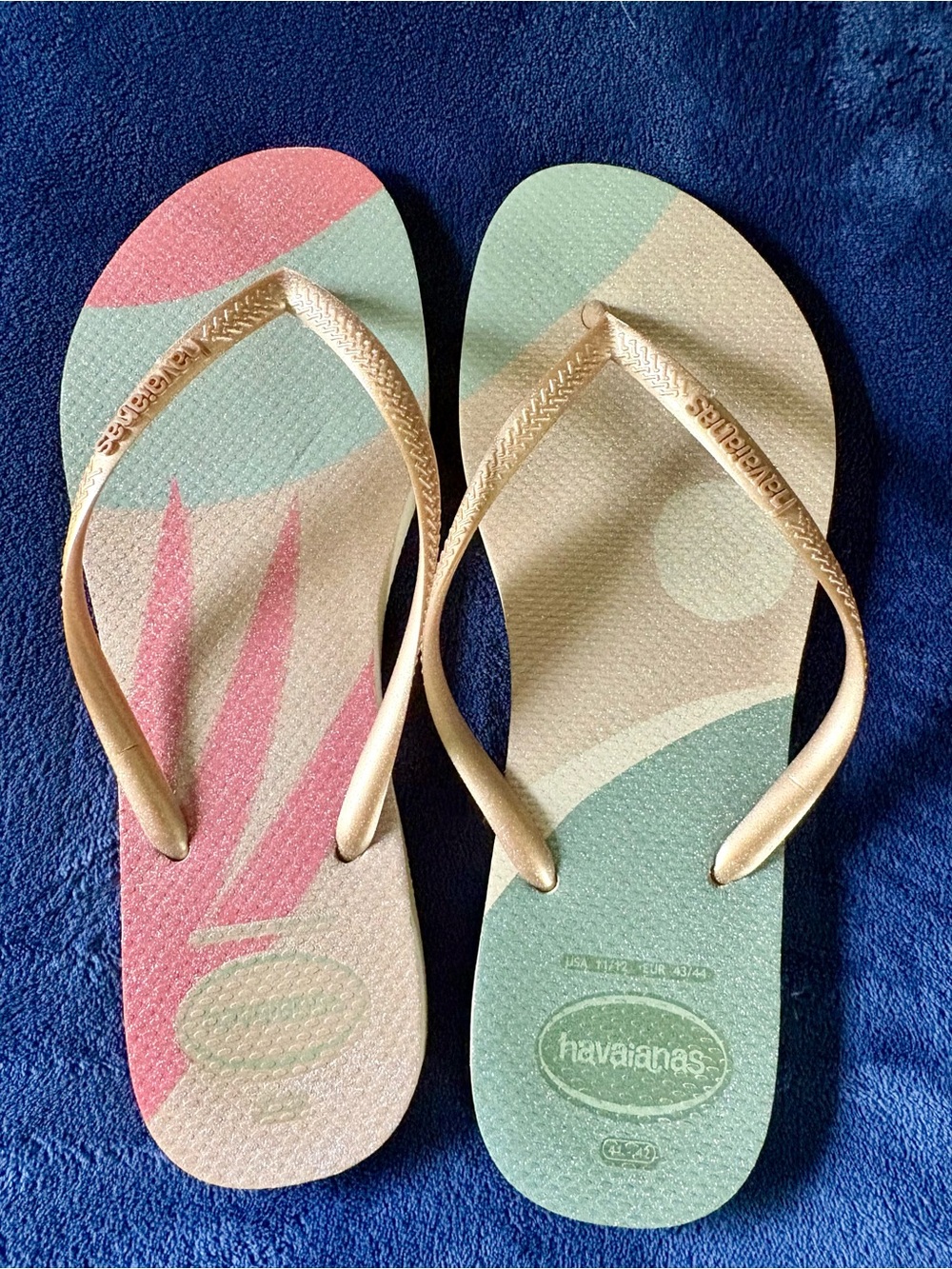 Havaianas Women’s Pastel Pink & Mint Green Flip Flops with Gold Straps